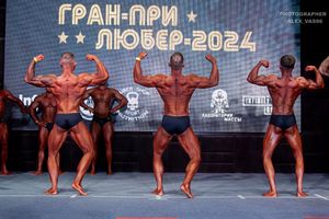 CLASSIC PHYSIQUE-НОВИЧКИ